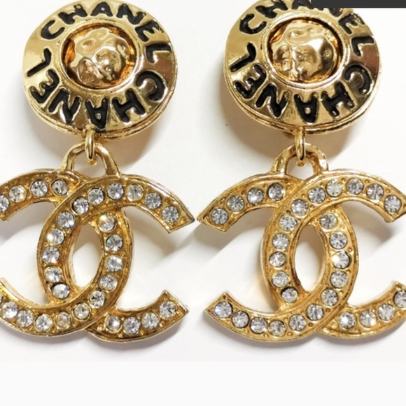 Authentic Chanel Vintage Gold Plated Letter Round CC Crystal Clip on Earrings - Picture 1 of 9